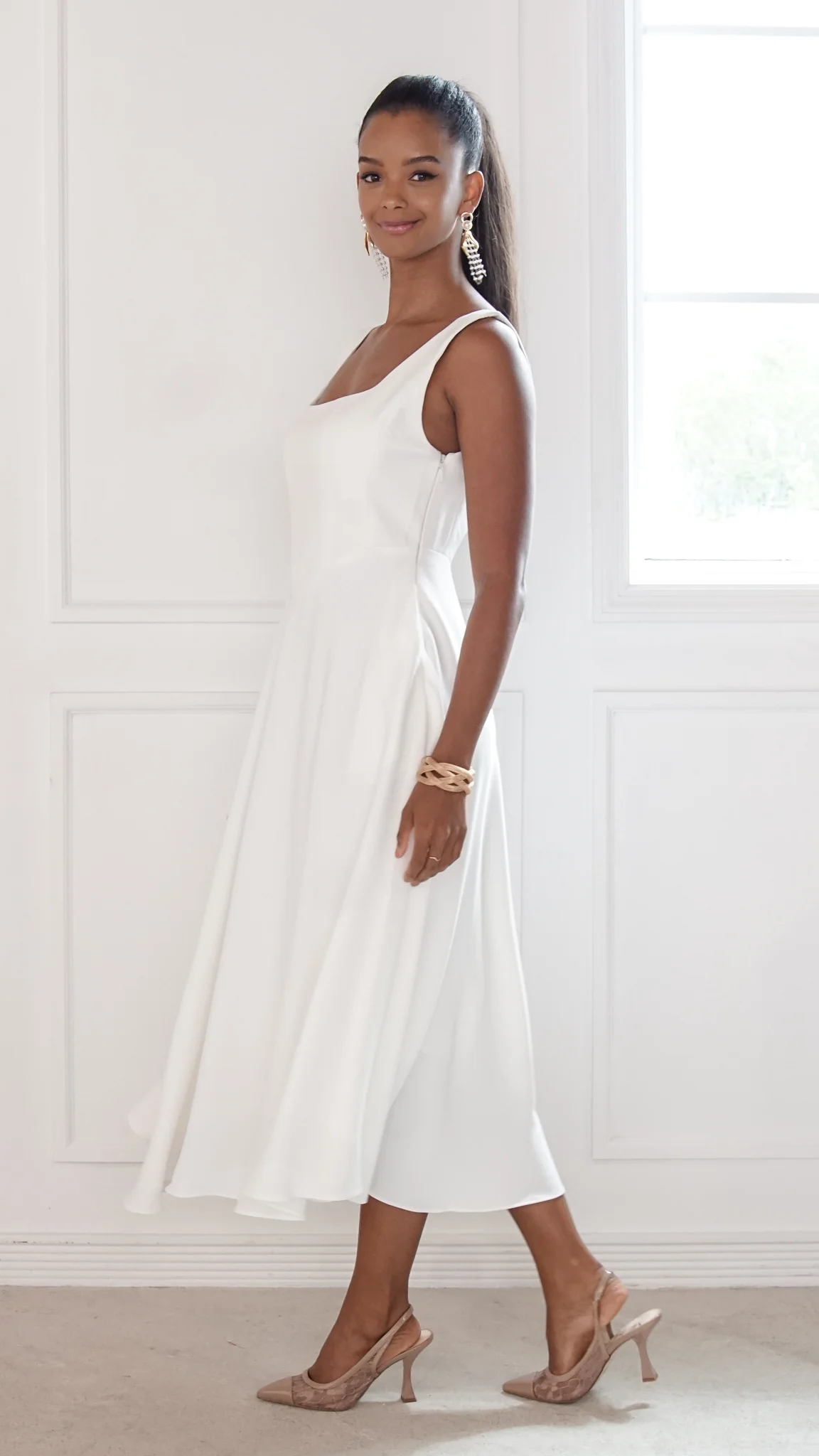 Elara Midi Dress - Image 5