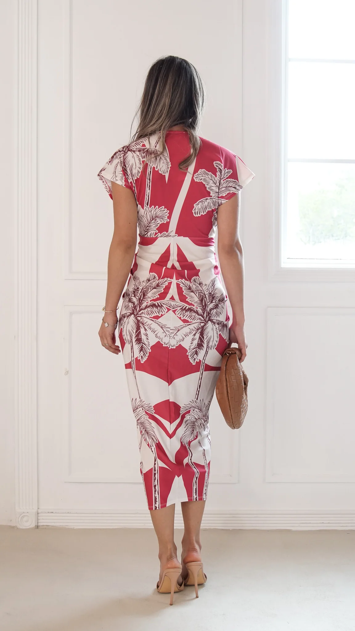 Everine Midi Dress - Image 7