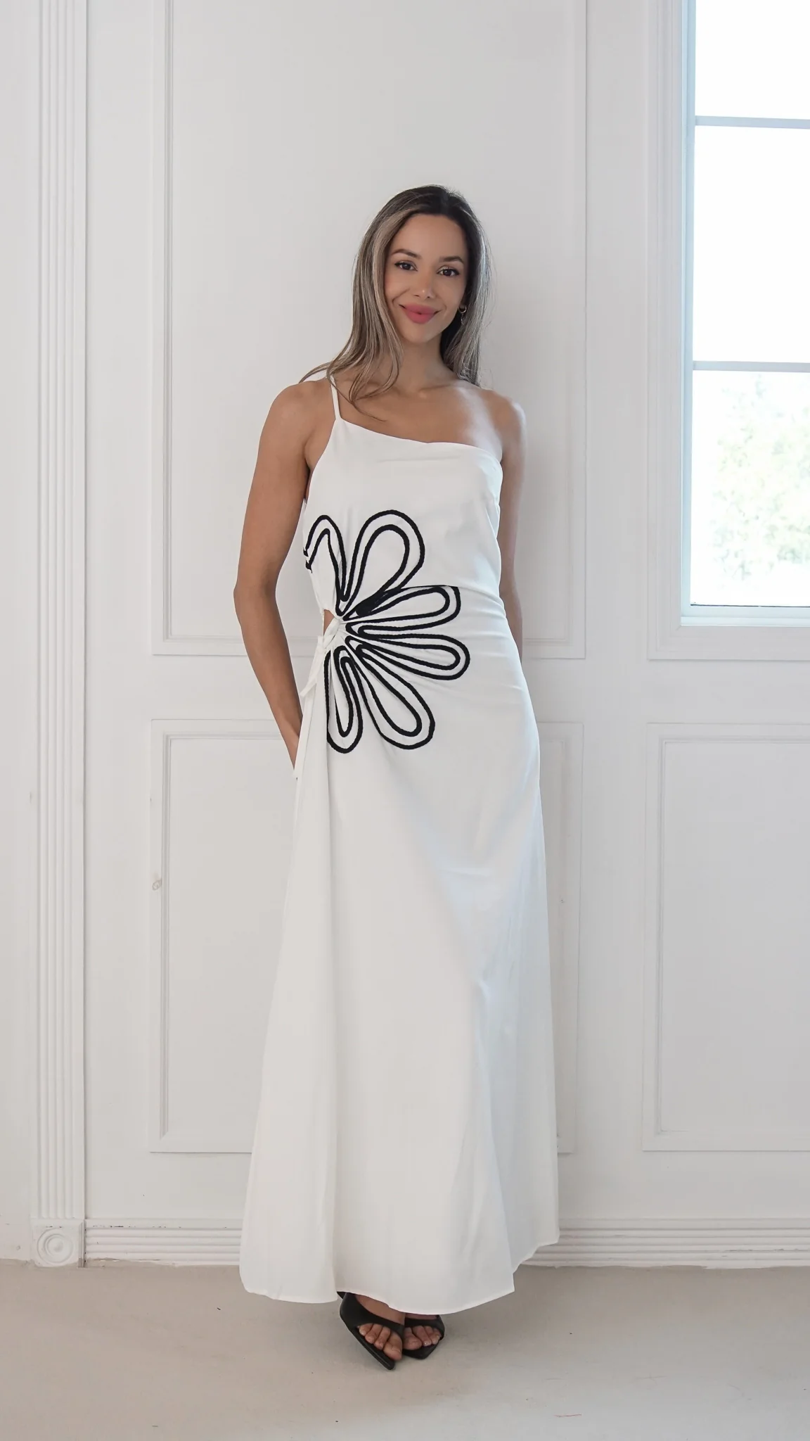 Helia Maxi Dress - Image 3