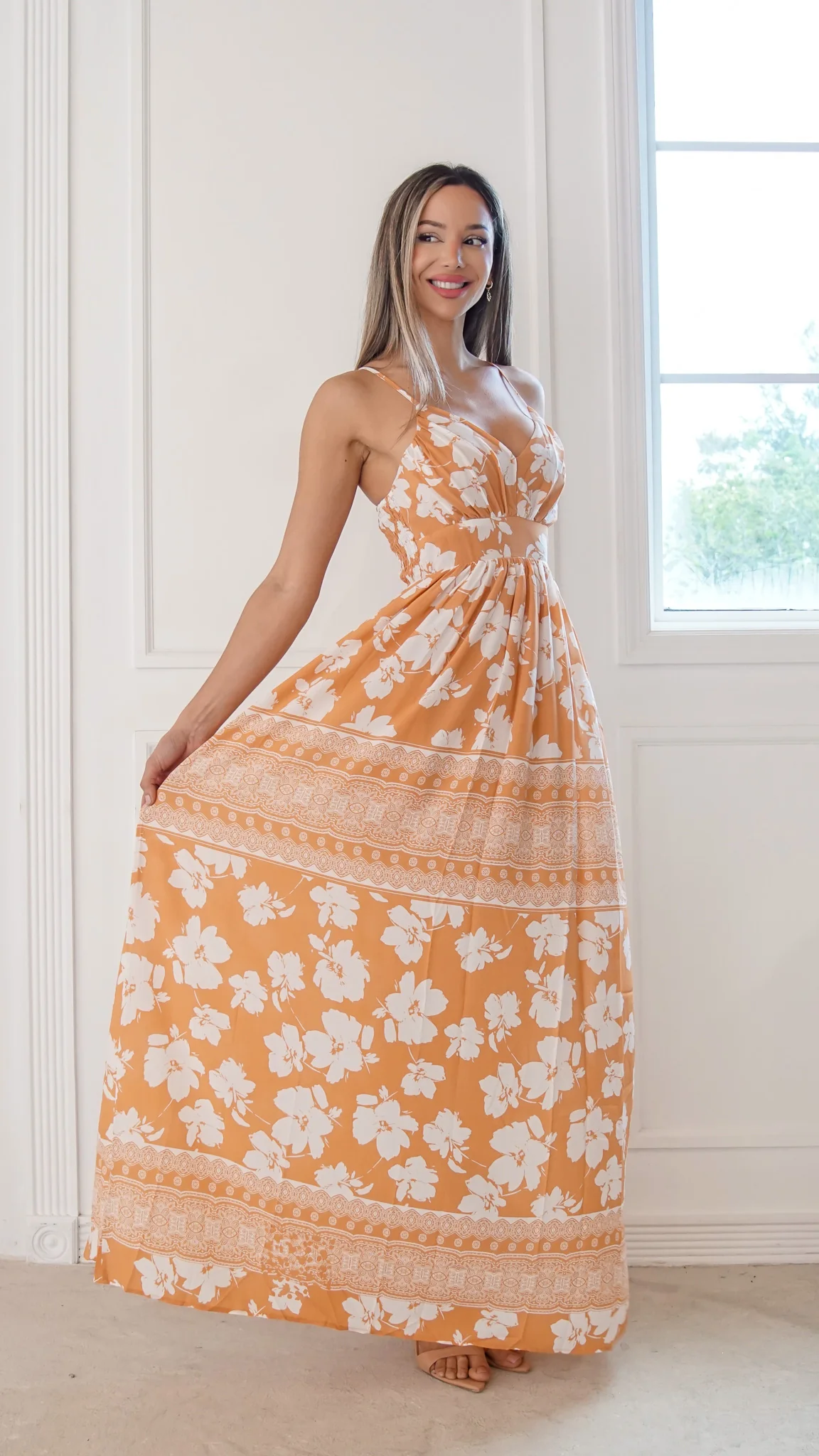 Mariselle Maxi Dress - Image 5