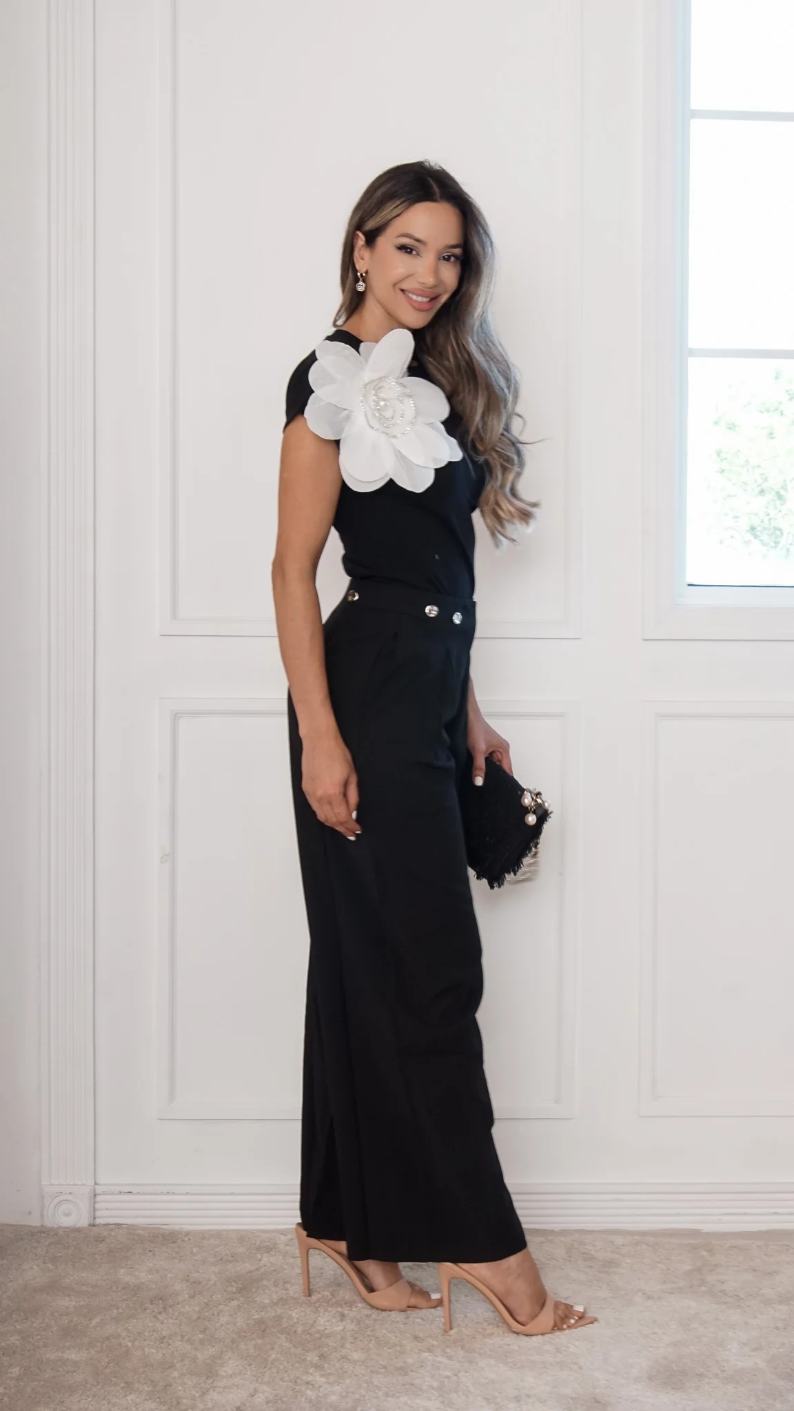 Noelle Floral Appliqué Top - Image 9